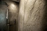 Salle de bain. Revêtement mural STONELEAF. feuille de pierre naturelle finition ardoise